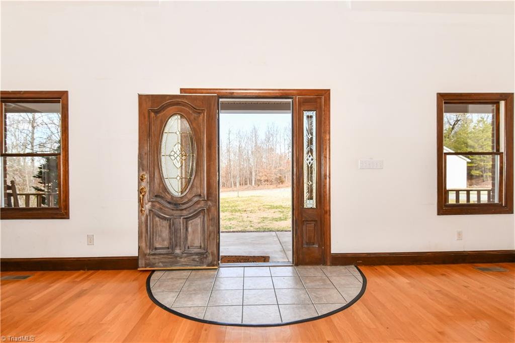 3370 Wall Road Greensboro, NC 27407 - Photo 7 of 50 Gallery Image 7