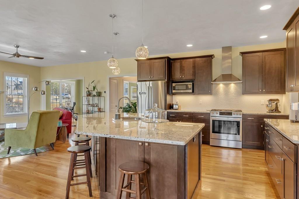 42 Jordan Road Holden, MA 01520 - Photo 16 of 33 Gallery Image 16
