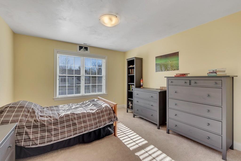 42 Jordan Road Holden, MA 01520 - Photo 26 of 33 Gallery Image 26