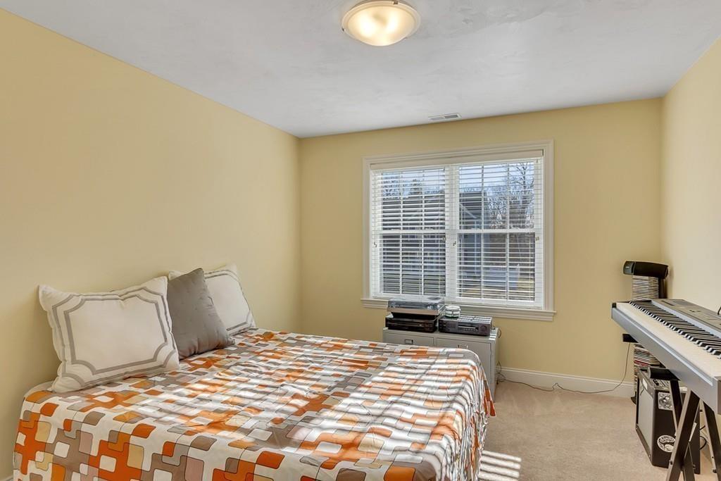 42 Jordan Road Holden, MA 01520 - Photo 31 of 33 Gallery Image 31