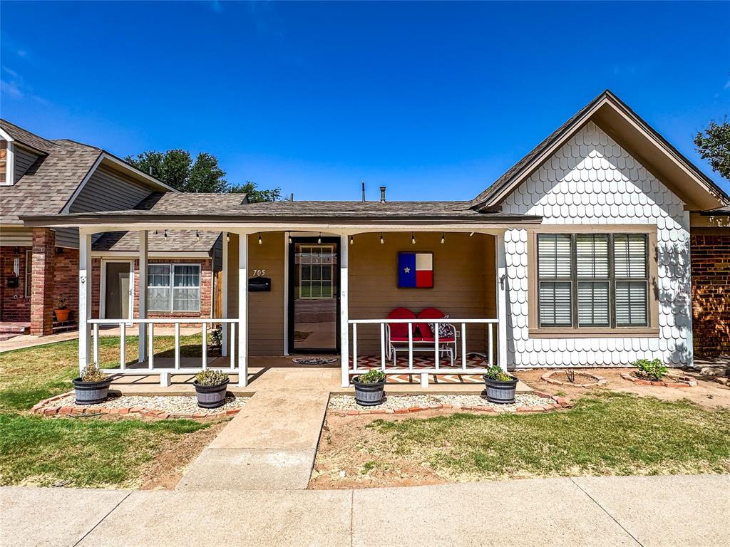 705 N Avenue East, Unit 2 Haskell, TX 79521 - Photo 2 of 29