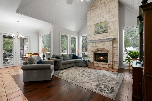 $1,075,000 | 209 Goldridge Drive, Georgetown, TX 78633