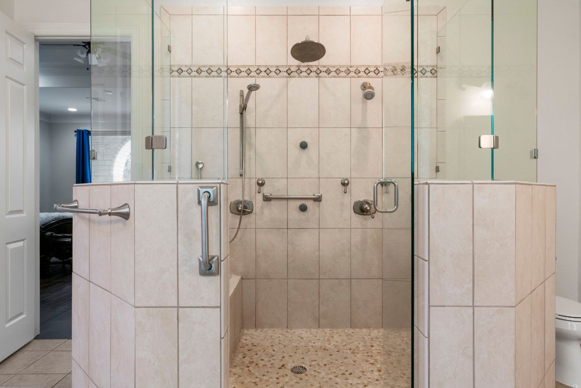 209 Goldridge Drive Georgetown, TX 78633 - Photo 23 of 40 a bathroom with a shower