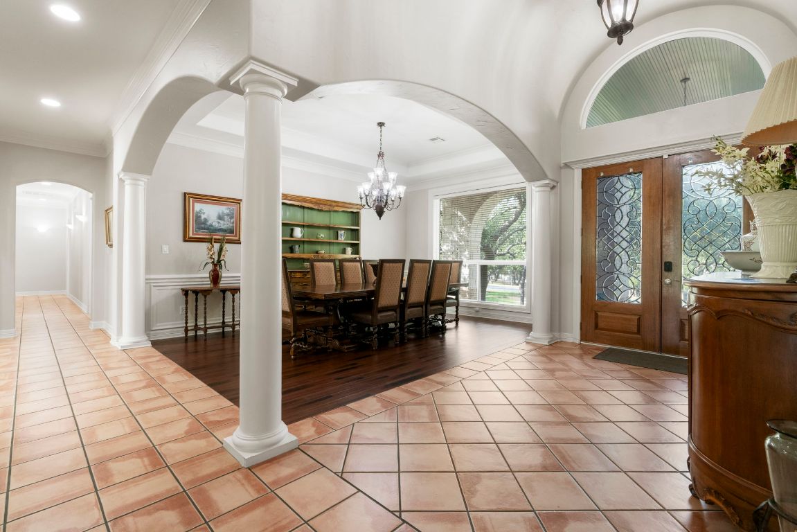 209 Goldridge Drive Georgetown, TX 78633 - Photo 6 of 40 a lobby with furniture and wooden floor