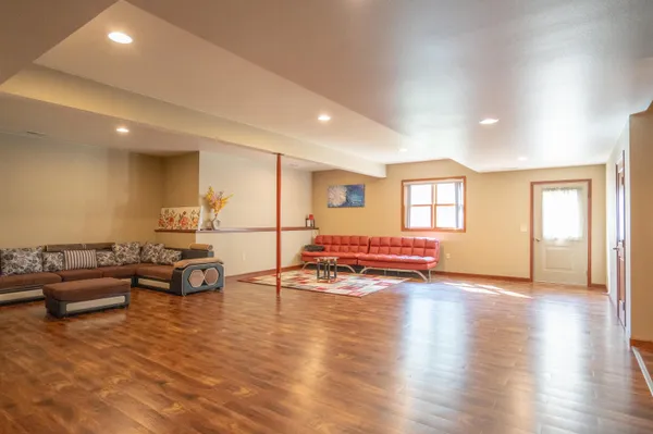 $739,900 | 13175 Jay Street, Trempealeau, WI 54661