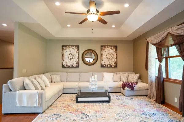 $739,900 | 13175 Jay Street, Trempealeau, WI 54661