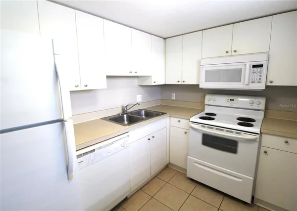 $1,400 | 5310 26th Street West, Unit 405, Bradenton, FL 34207