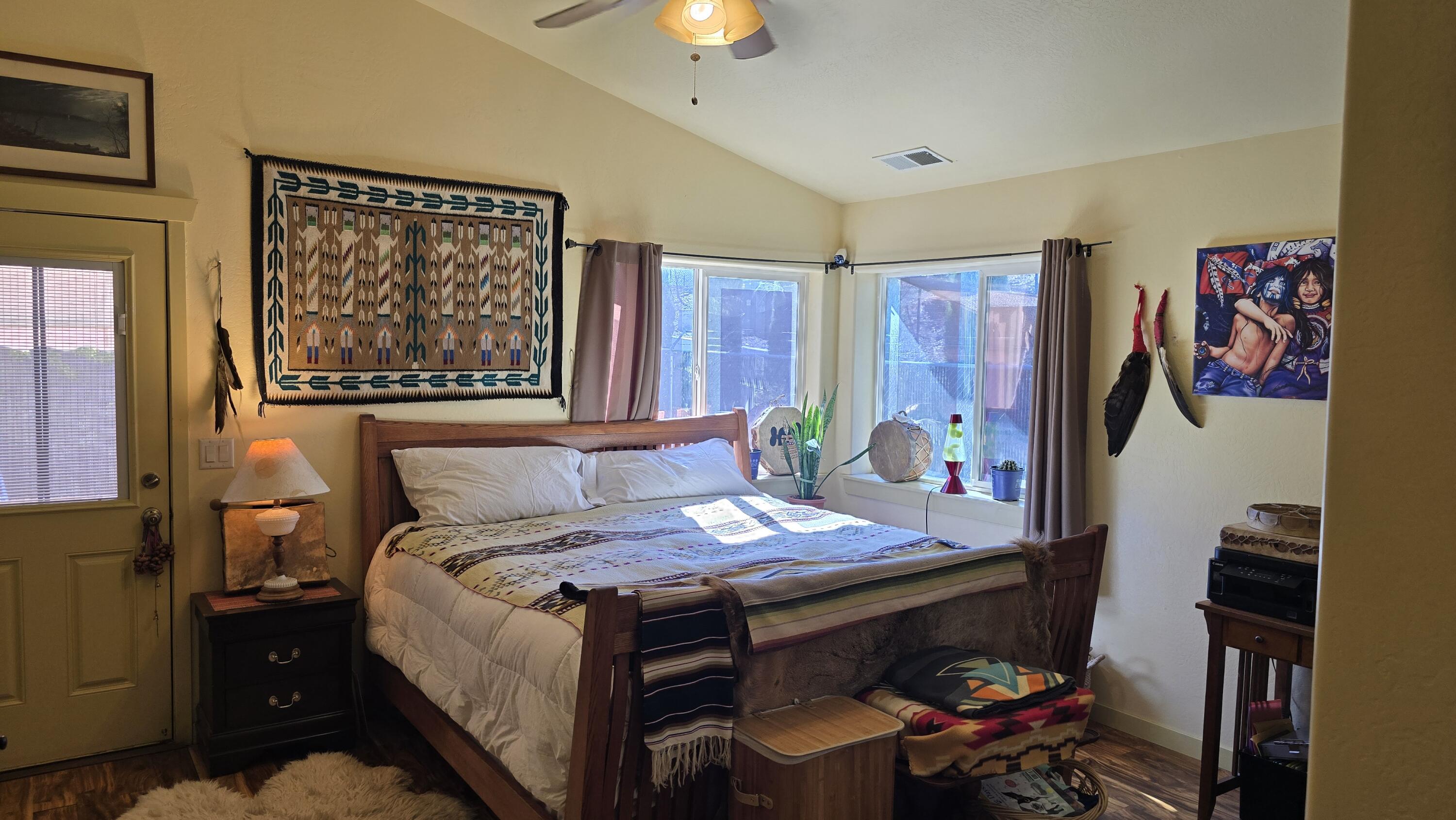 488 Crowson Road Ashland, OR 97520 - Photo 17 of 30 a bed room with a bed and a window