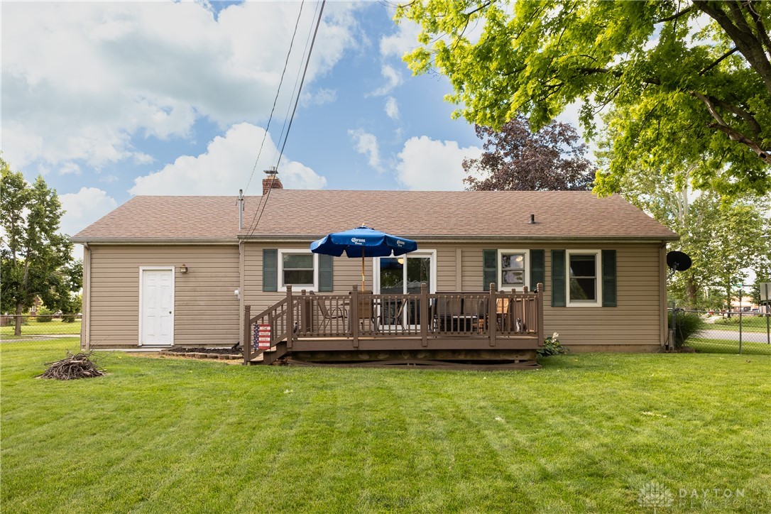 1493 Croydon Road Troy, OH 45373 - Photo 8 of 36