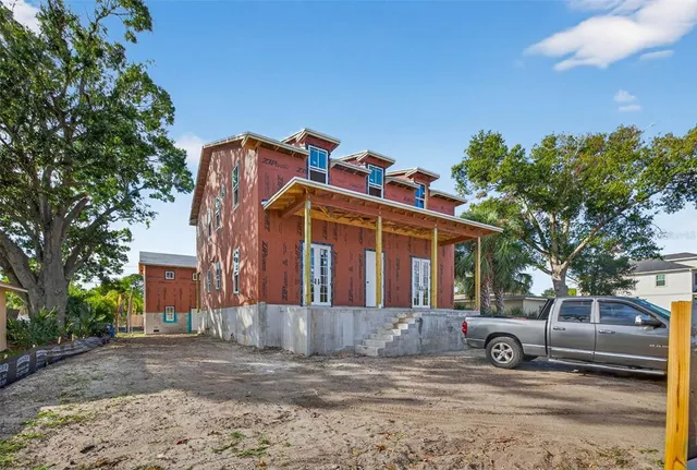 $1,695,000 | 808 39th Avenue Northeast, St. Petersburg, FL 33703