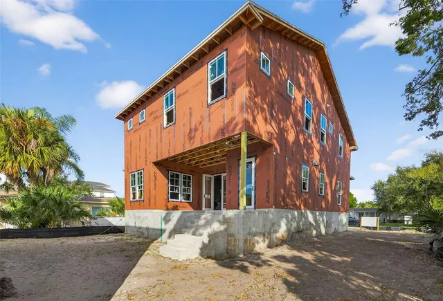 $1,695,000 | 808 39th Avenue Northeast, St. Petersburg, FL 33703