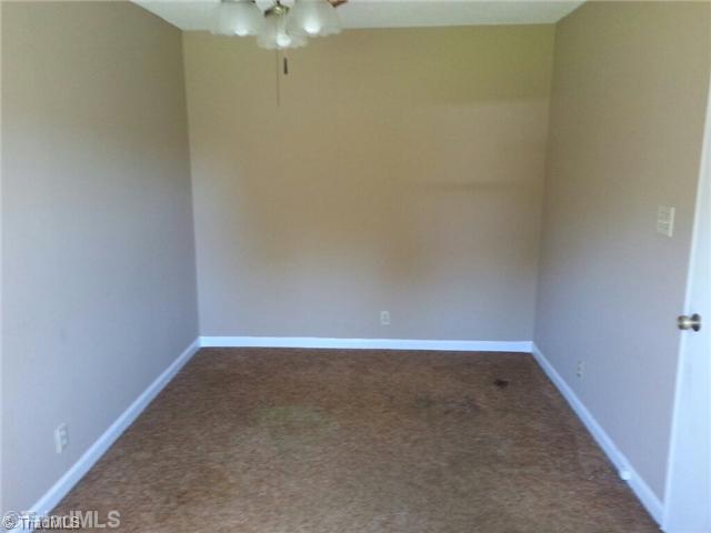 374 Longview Road Lexington, NC 27292 - Photo 5 of 9 1st Bedroom.