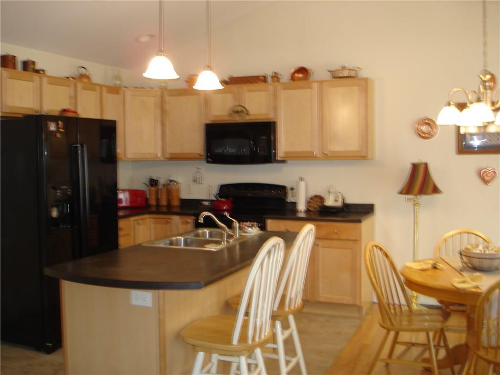 27 Highland Ridge Drive, Unit 27 Hampden, ME 04444 - Photo 6 of 32 Eat in Kitchen!