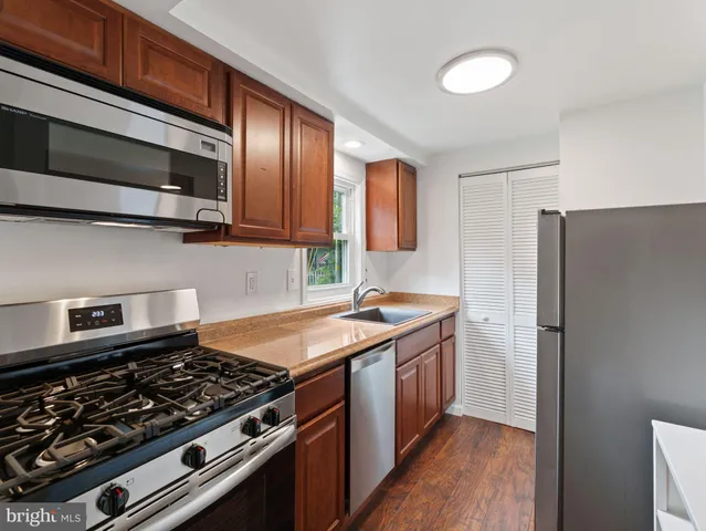 $240,000 | 134 1st Avenue, Pitman, NJ 08071