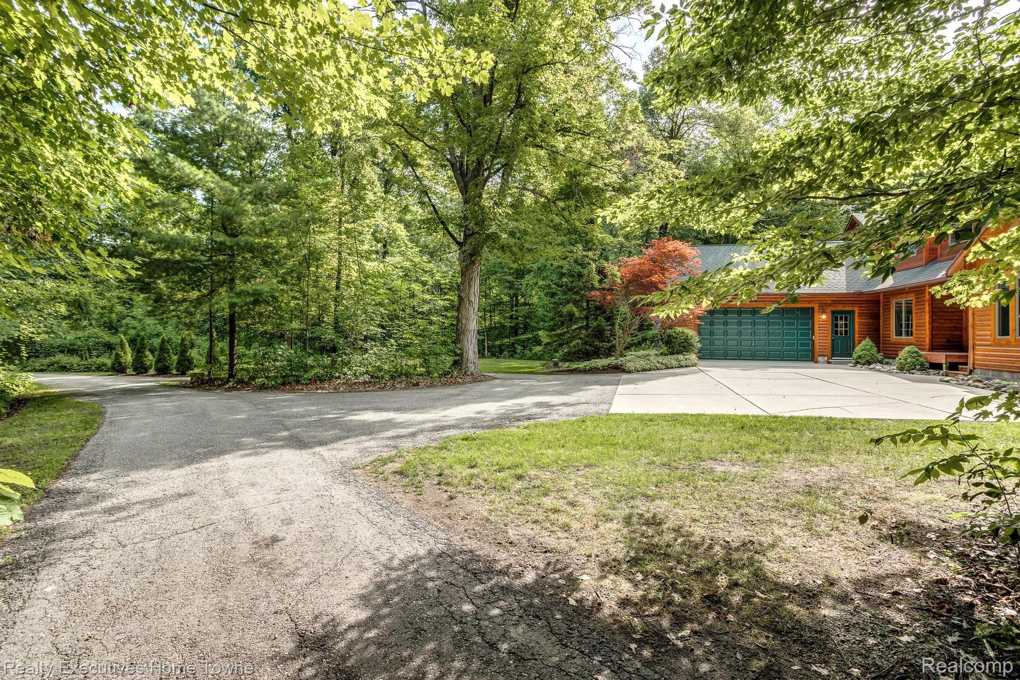 5803 McIntyre Road North Street, MI 48049 - Photo 7 of 81 5803 McIntyre Rd (6 of 81).jpg