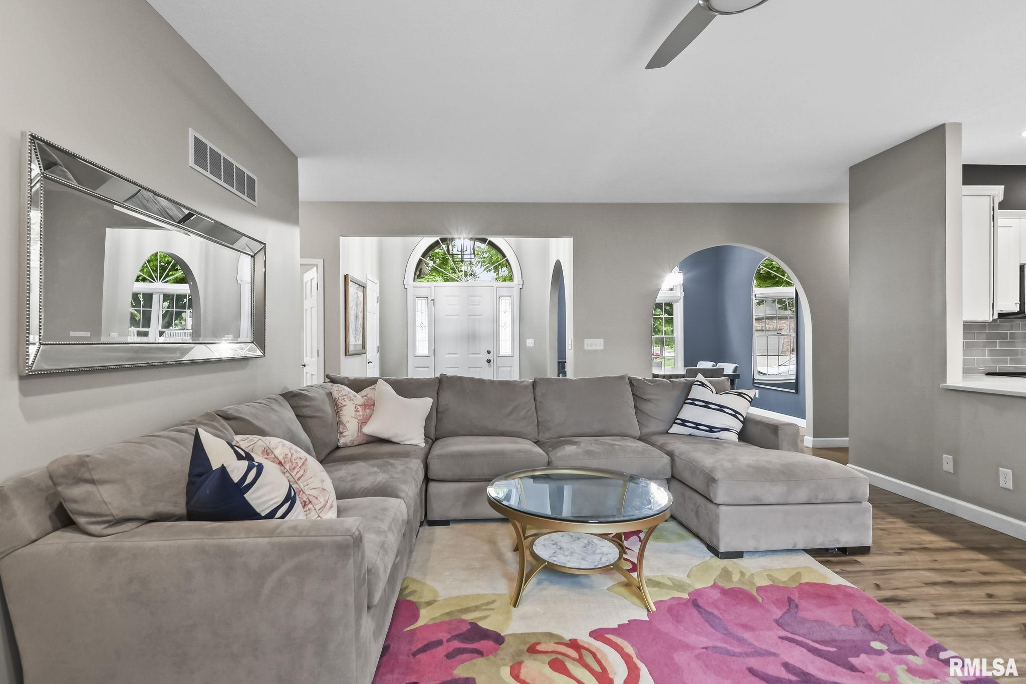 2700 Dickens Drive Springfield, IL 62711 - Photo 10 of 45 Gallery Image 10