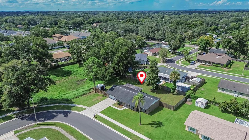 2531 Ridge Top Way Valrico, FL 33594 - Photo 9 of 77 Gallery Image 9