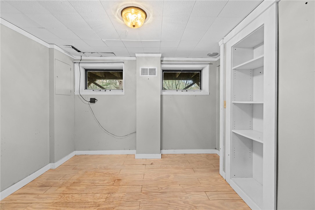 535 Log Road Smithfield, RI 02917 - Photo 32 of 48