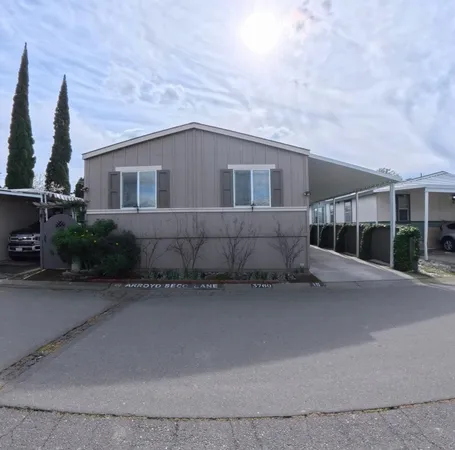 $228,500 | 3760 Arroyo Seco Lane, Unit 19, North Highlands, CA 95660