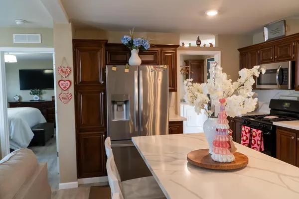 $228,500 | 3760 Arroyo Seco Lane, Unit 19, North Highlands, CA 95660