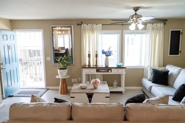 $228,500 | 3760 Arroyo Seco Lane, Unit 19, North Highlands, CA 95660
