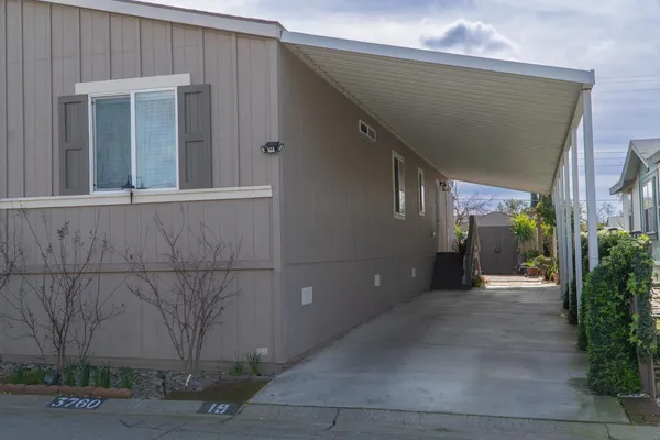 $228,500 | 3760 Arroyo Seco Lane, Unit 19, North Highlands, CA 95660