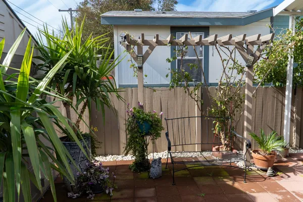 $228,500 | 3760 Arroyo Seco Lane, Unit 19, North Highlands, CA 95660