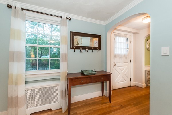 177 Spring Avenue Arlington, MA 02476 - Photo 6 of 25 Gallery Image 6