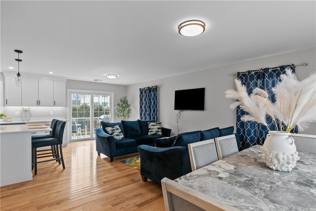 19 Hillside Road Portsmouth, RI 02871 - Photo 15 of 49
