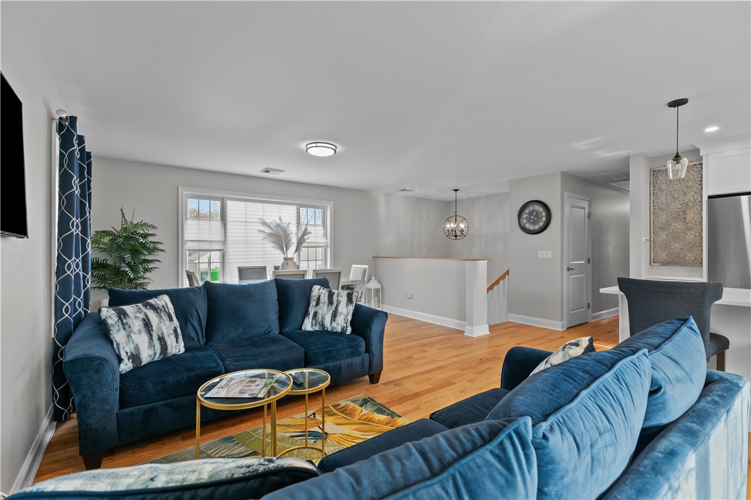 19 Hillside Road Portsmouth, RI 02871 - Photo 16 of 49