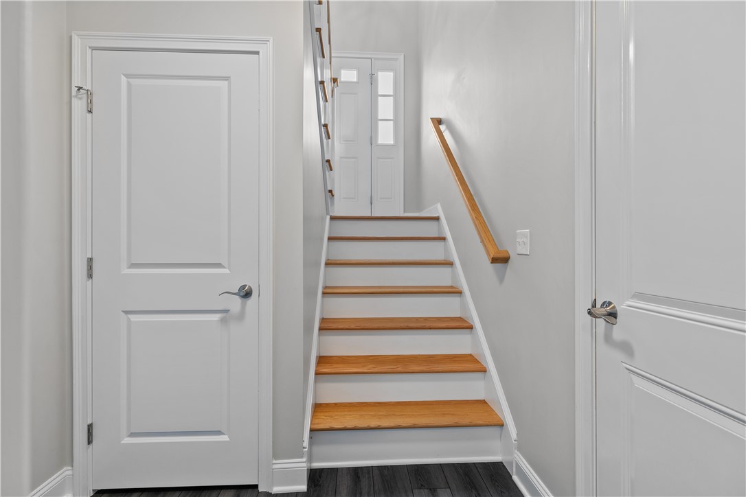 19 Hillside Road Portsmouth, RI 02871 - Photo 33 of 49