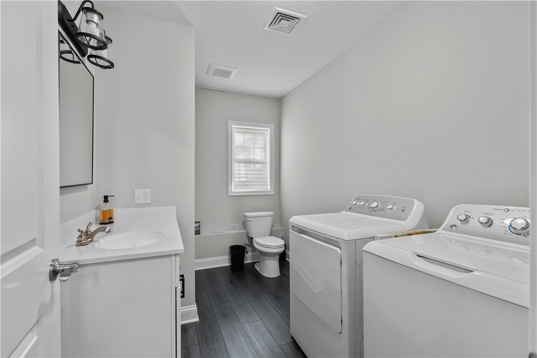 19 Hillside Road Portsmouth, RI 02871 - Photo 34 of 49