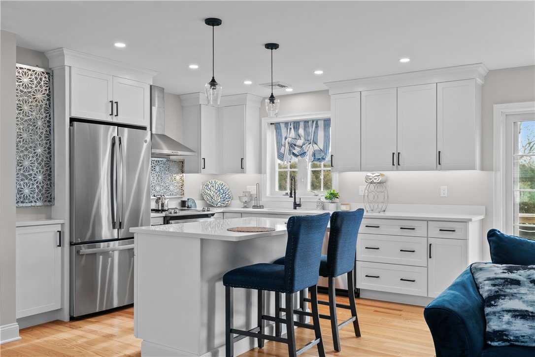 19 Hillside Road Portsmouth, RI 02871 - Photo 10 of 49