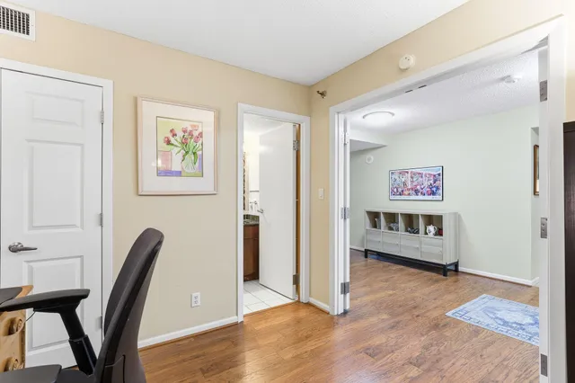 $260,000 | 198 6th Street East, Unit 501, St. Paul, MN 55101