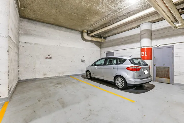 $260,000 | 198 6th Street East, Unit 501, St. Paul, MN 55101