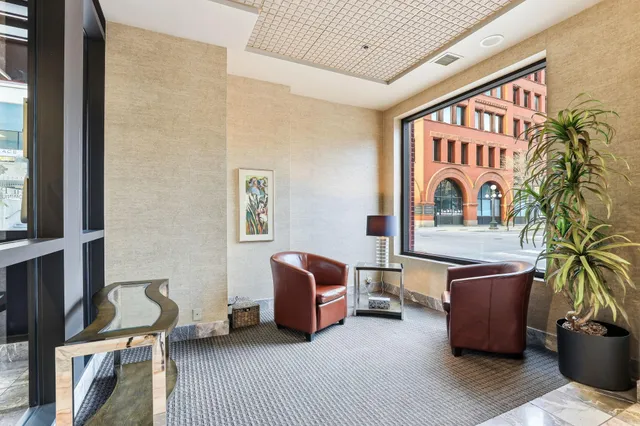 $265,000 | 198 6th Street East, Unit 501, St. Paul, MN 55101