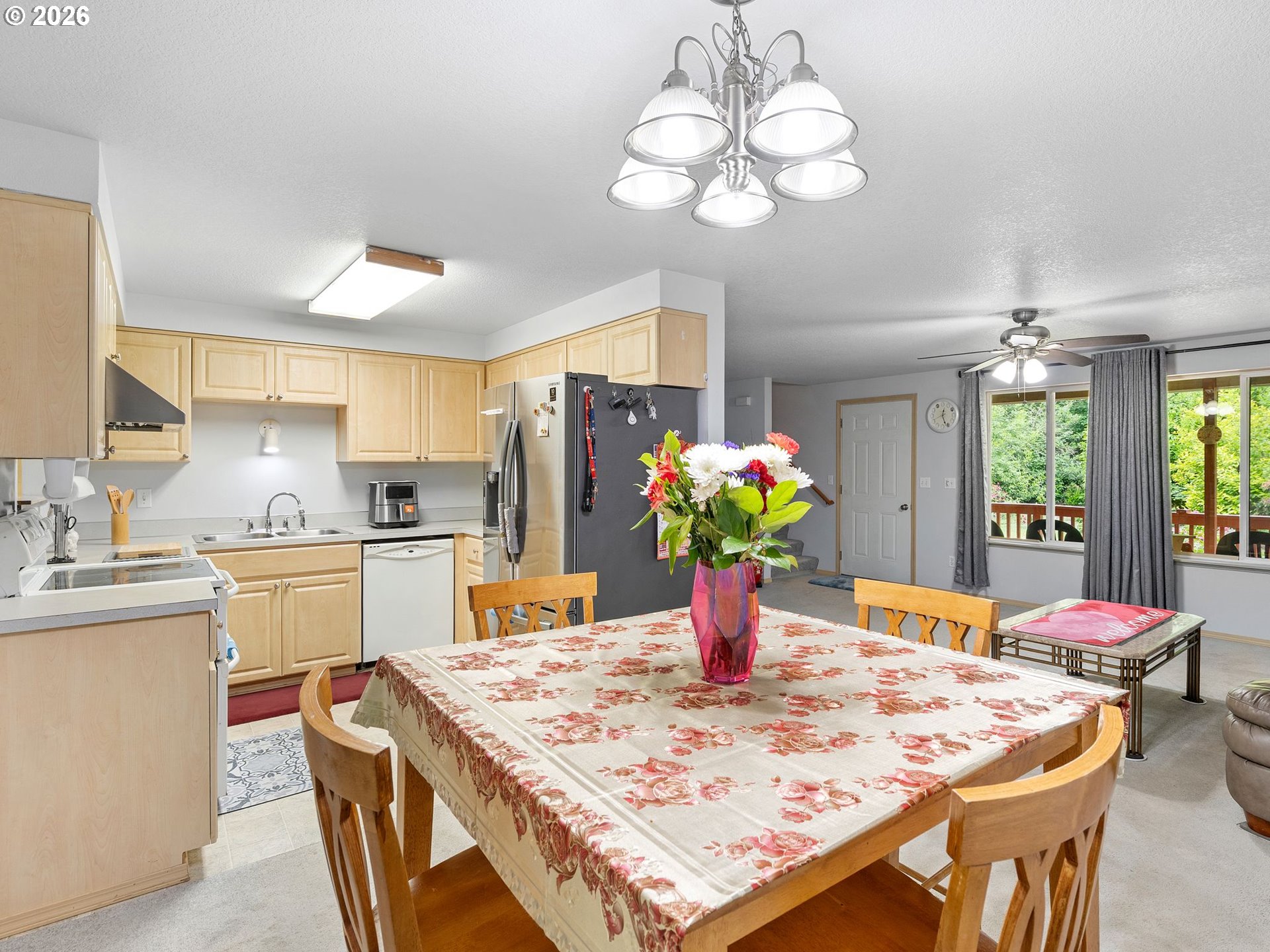 16110 South Maplelane Road Oregon City, OR 97045 - Photo 11 of 47