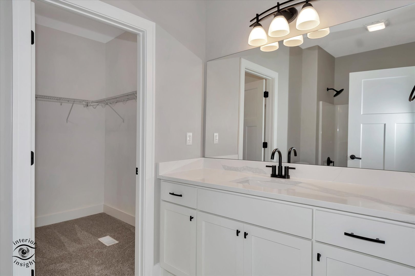 362 White Hawk Way Manteno, IL 60950 - Photo 19 of 27 a bathroom with a sink and a mirror