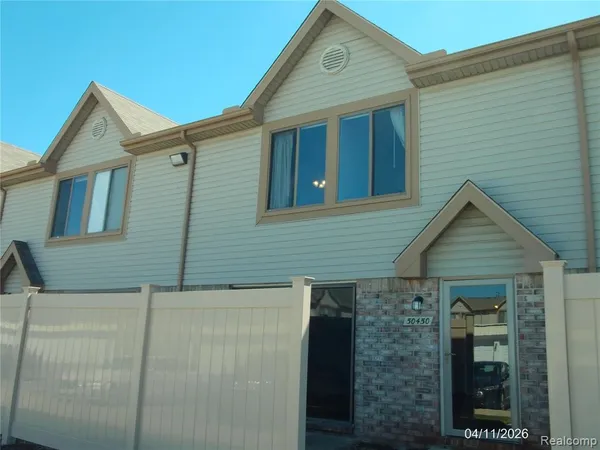 $1,500 | 50450 Bay Run North, New Baltimore, MI 48047