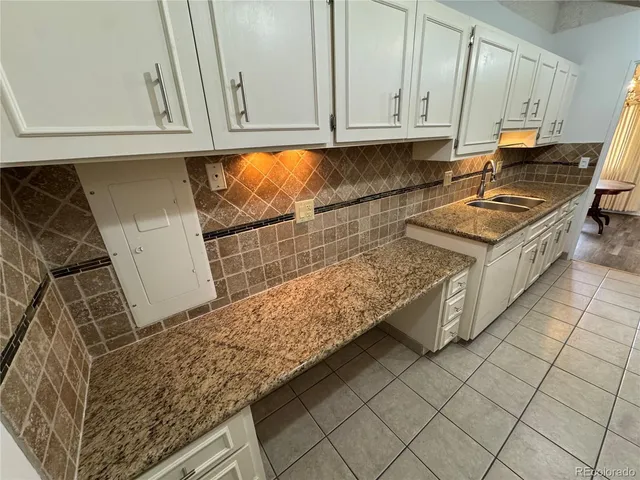 $2,300 | 7877 East Mississippi Avenue, Unit 501, Denver, CO 80247