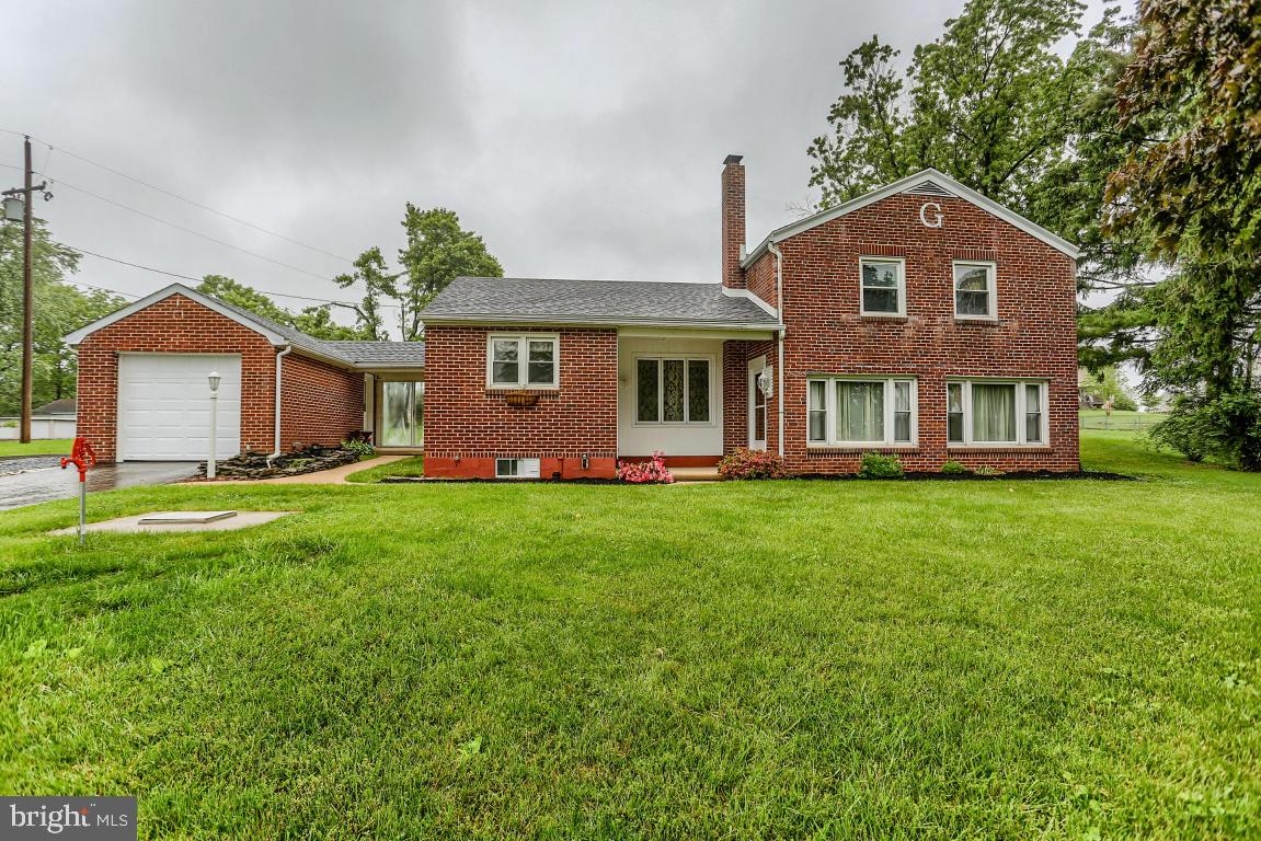 579 Church Road York, PA 17404 - Photo 1 of 31 Gallery Image 1