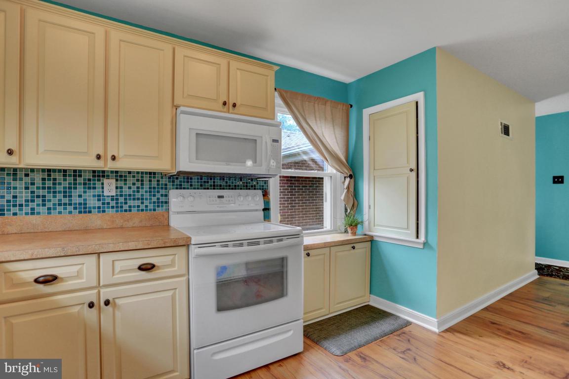 579 Church Road York, PA 17404 - Photo 13 of 31 Gallery Image 13