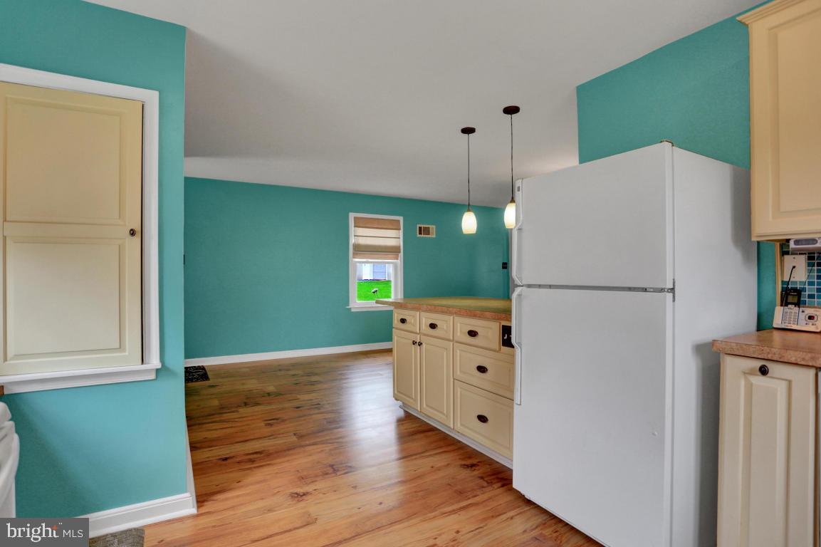 579 Church Road York, PA 17404 - Photo 14 of 31 Gallery Image 14