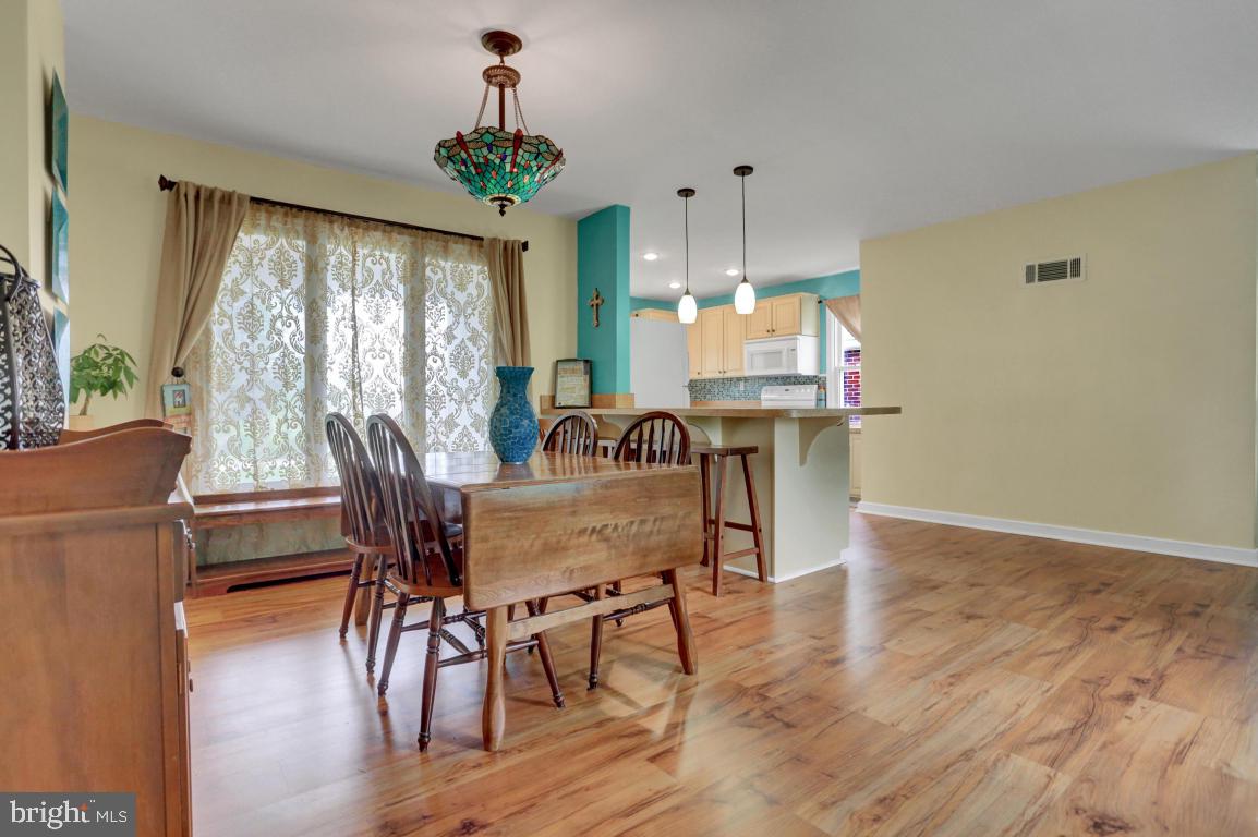 579 Church Road York, PA 17404 - Photo 7 of 31 Gallery Image 7