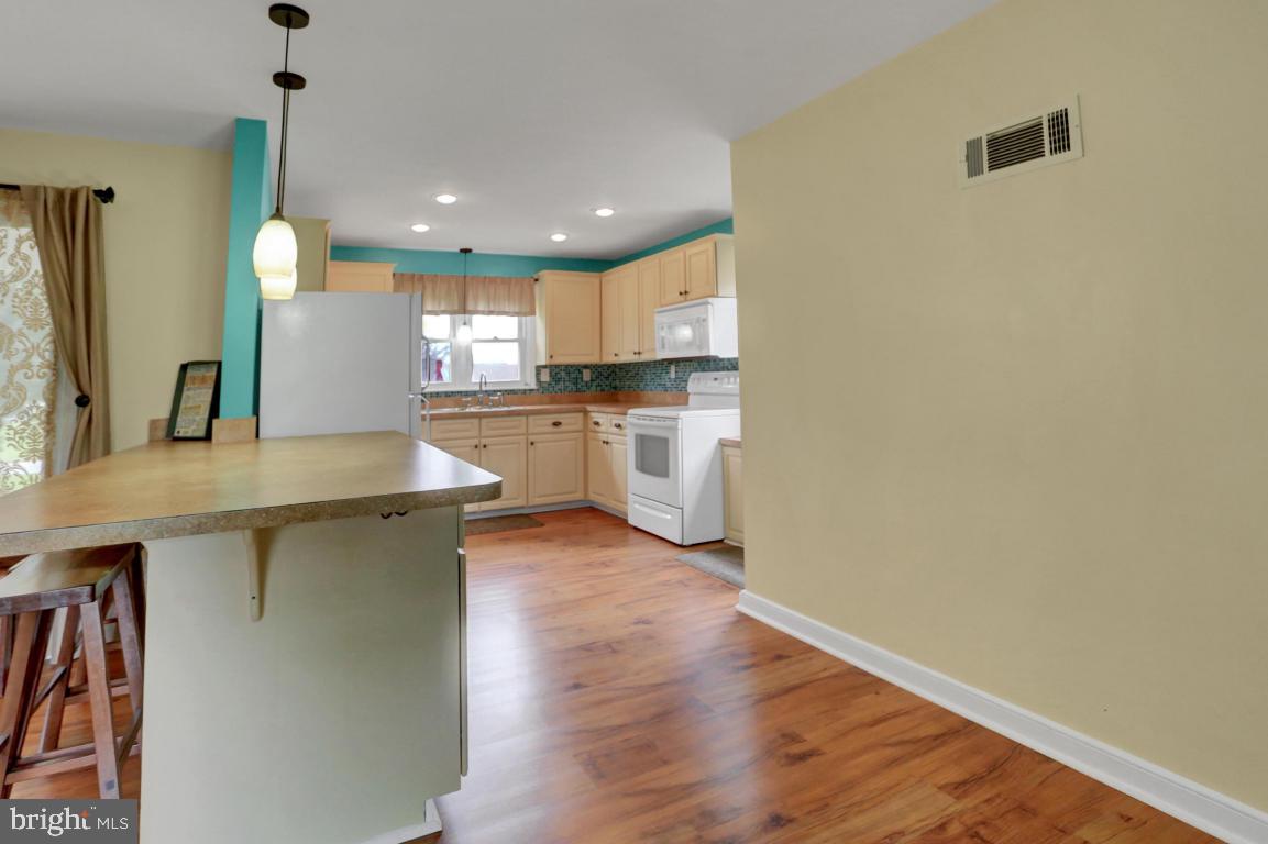 579 Church Road York, PA 17404 - Photo 10 of 31 Gallery Image 10