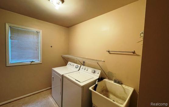 3360 Paddington Court Rochester, MI 48309 - Photo 13 of 24 13.jpg