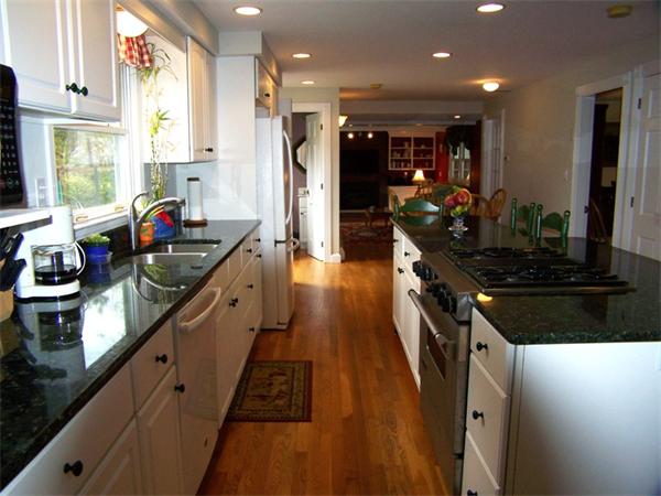 126 Bellevue Road Andover, MA 01810 - Photo 11 of 30