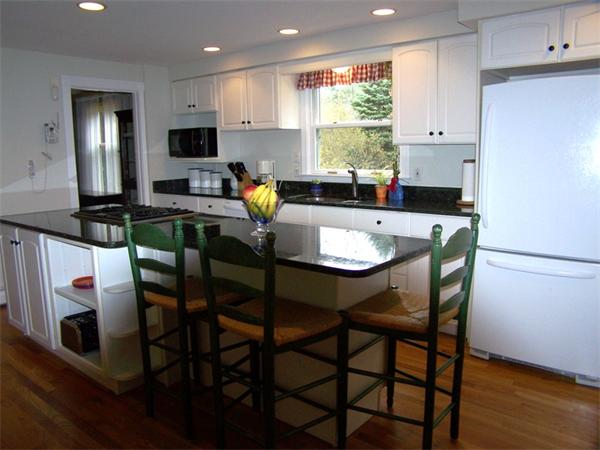 126 Bellevue Road Andover, MA 01810 - Photo 8 of 30