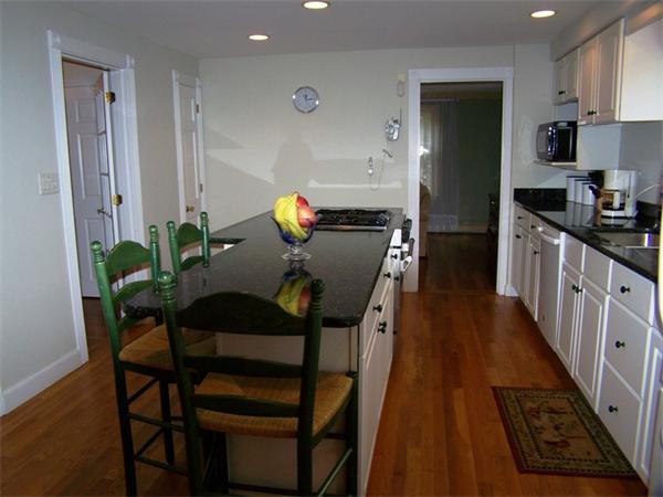 126 Bellevue Road Andover, MA 01810 - Photo 9 of 30