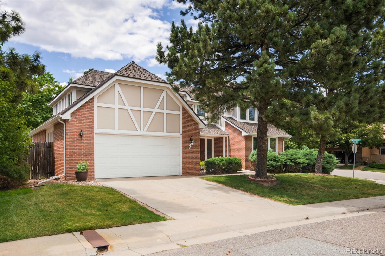 8456 Sweet Water Road Lone Tree, CO 80124 - Photo 2 of 33 Gallery Image 2